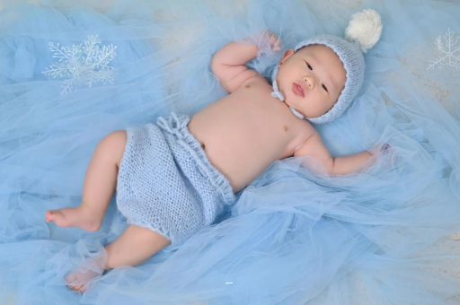 信阳摸孕妇肚子沾喜气